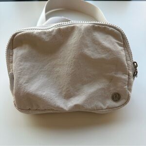 Lululemon Everywhere Belt Bag Large 2L